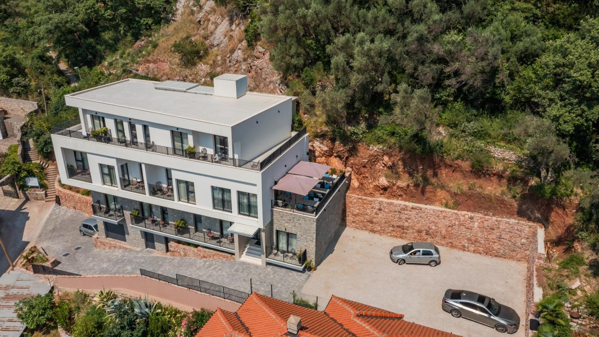 Petrovac Hotel Aquilo מראה חיצוני תמונה